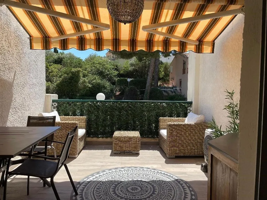 Studio 109 Grande Terrasse Bandol Apartment